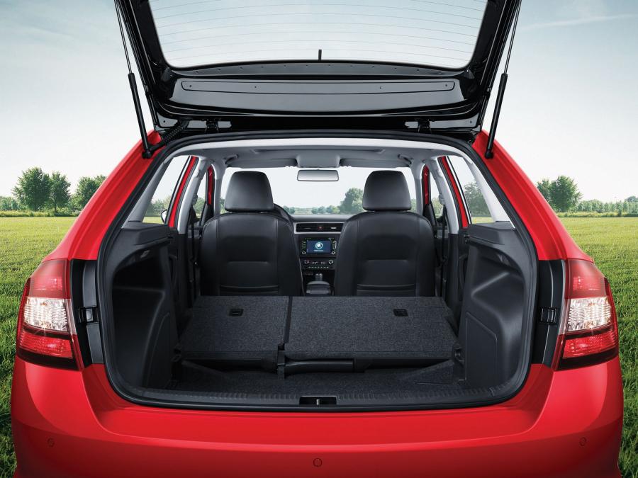  Skoda Rapid Spaceback 2014 года  (CN) (фото 5 из 12)